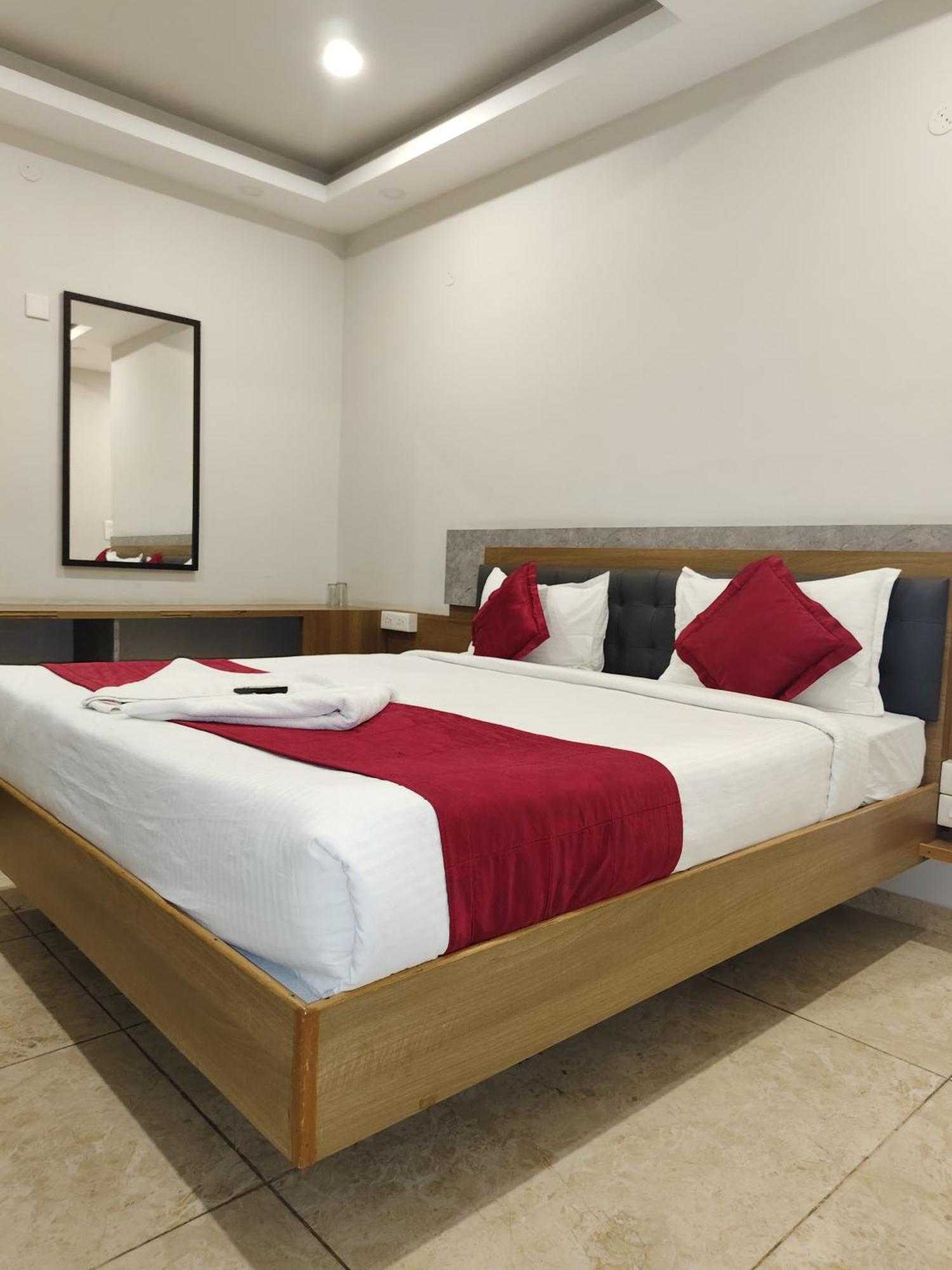 Classio Residency Puducherry Exterior foto